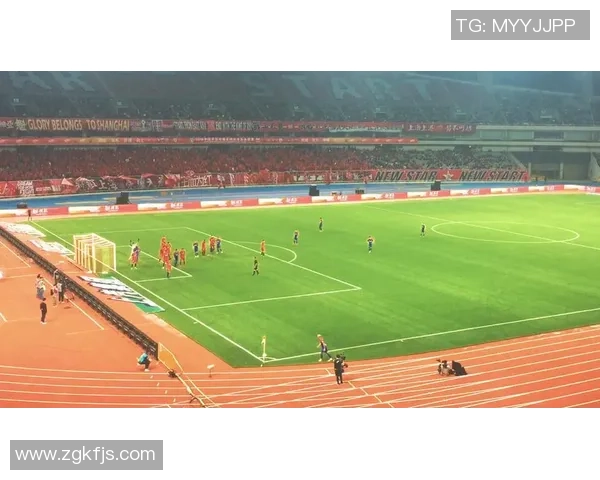 重庆斯威对阵上海上港精彩视频直播全程回顾与赛后分析 重庆斯威对阵上海上港精彩视频直播全程回顾与赛后分析