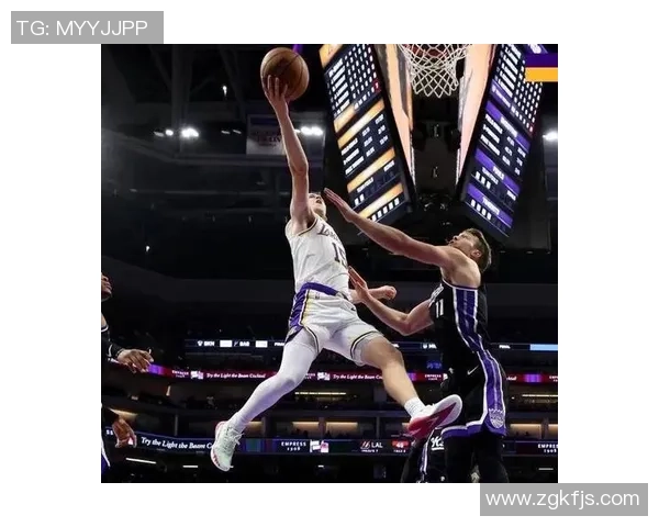 热火与湖人第三场激战在线直播全程回顾与精彩瞬间分享