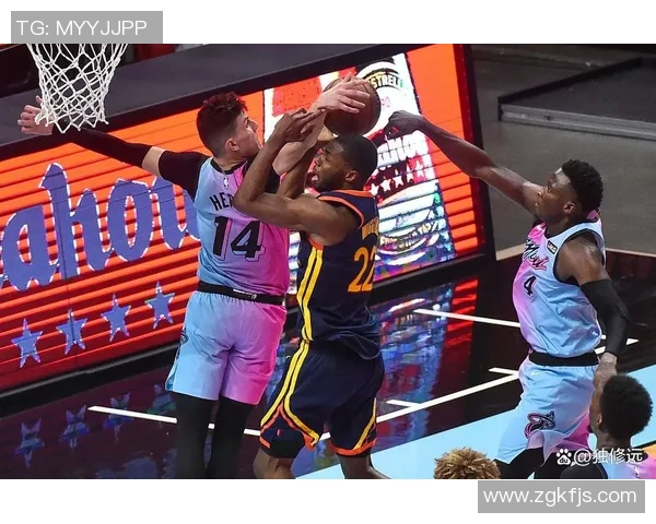 火箭队与勇士队激战四节精彩回顾全场录像分析与精彩瞬间集锦